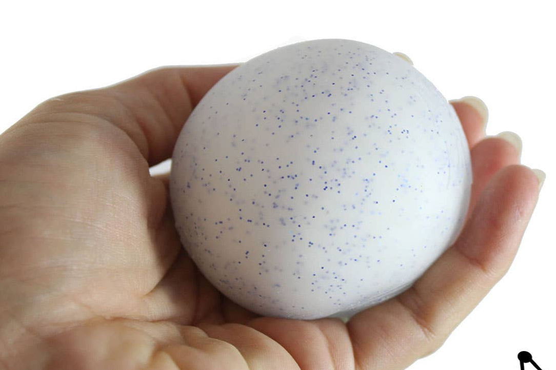 Nee-Doh Snow Soft Doh Filled Crunchy Stretch Ball