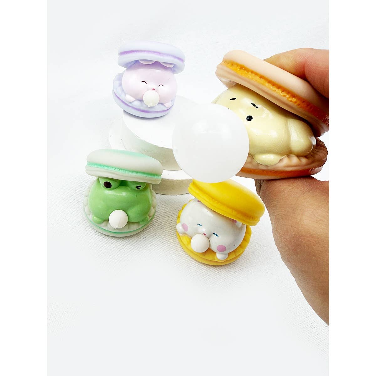 Macaroon Squeeze Animal Bubble Blowy